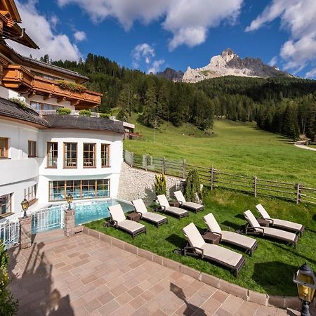 Hotel Sonnalp Obereggen Exteriör bild