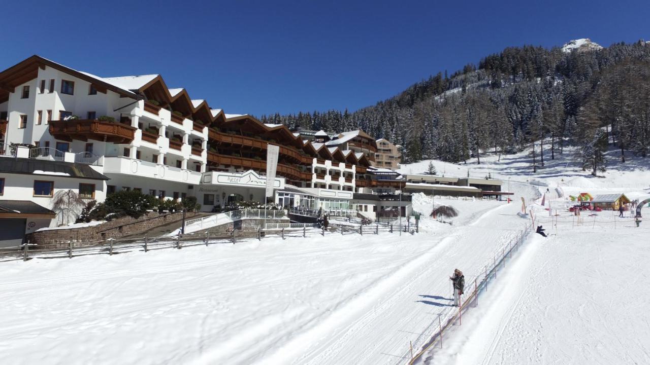Hotel Sonnalp Obereggen Exteriör bild