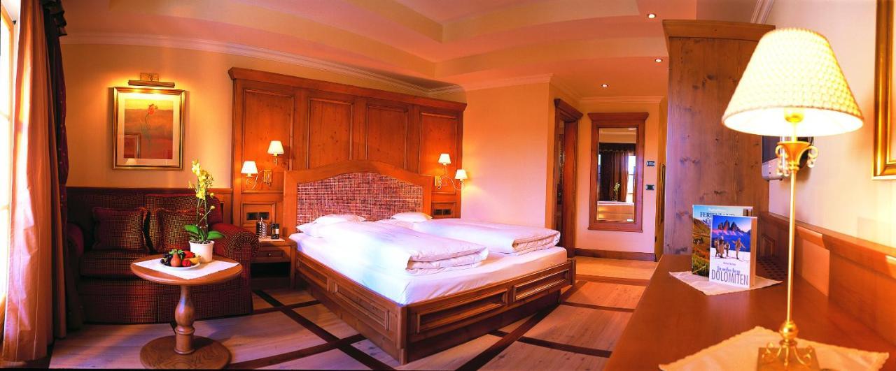 Hotel Sonnalp Obereggen Exteriör bild